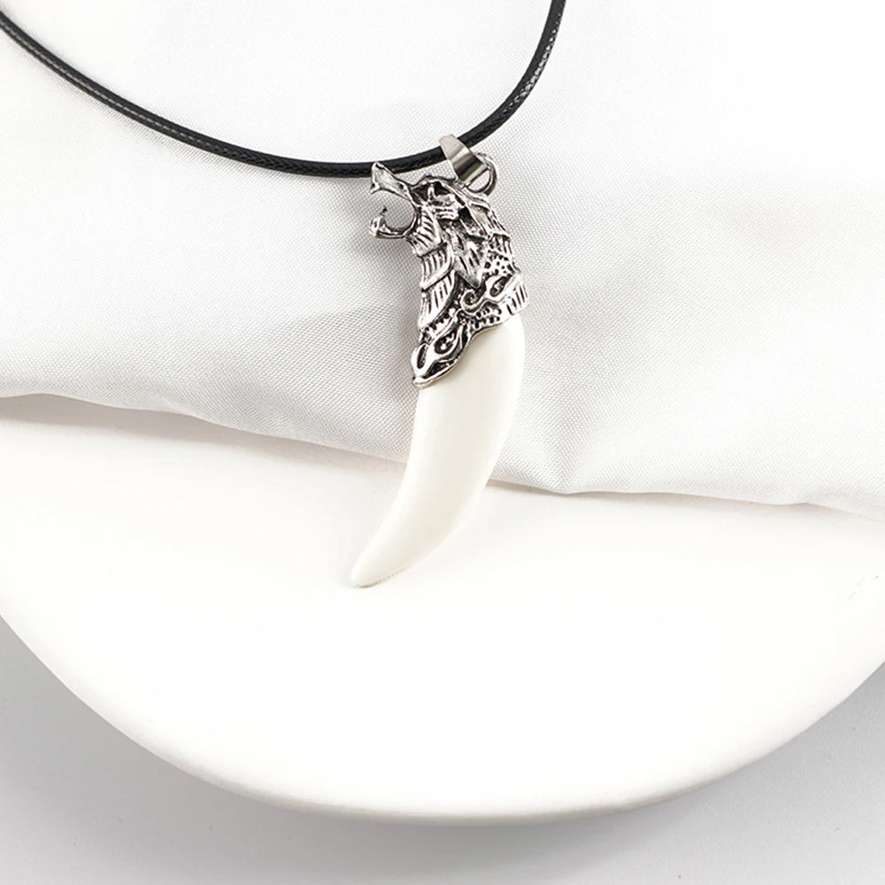 Punk Fashion Brave Unisex Wolf Teeth Spike Amulet Pendant Necklace|Benefits Chain Type: Rope Chain Style: Punk Material: Metal Metals Type: Zinc Alloy Gender: Unisex Item Type: Necklaces Pendant Size: 5cm Necklace Type: Pendant Necklaces Shape\pattern: Wo