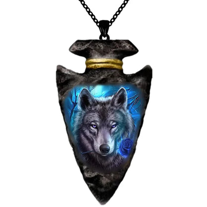 Creative Black Triangle Chain Pendant Animal Wolf Head Necklace|Benefits Metals Type: Zinc Alloy Necklace Type: Pendant Necklaces Material: Metal Gender: Men Style: Trendy Shape\pattern: Animal Chain Type: O-chain Item Type: Necklace|Red Wolf Vision