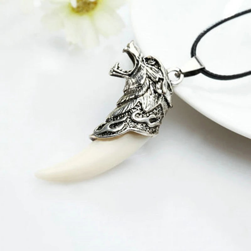 Punk Cool Brave Necklace for Men and Woman's Wolf Teeth Pendant Necklace|Benefits Chain Type: Rope Chain Pendant Size: 6.2x1.5cm Style: Punk Material: Resin Metals Type: Zinc Alloy Gender: Unisex Item Type: Necklaces Necklace Type: Pendant Necklaces|Red W